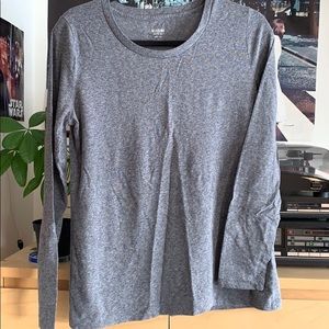 Basic grey layering long-sleeve shirt
